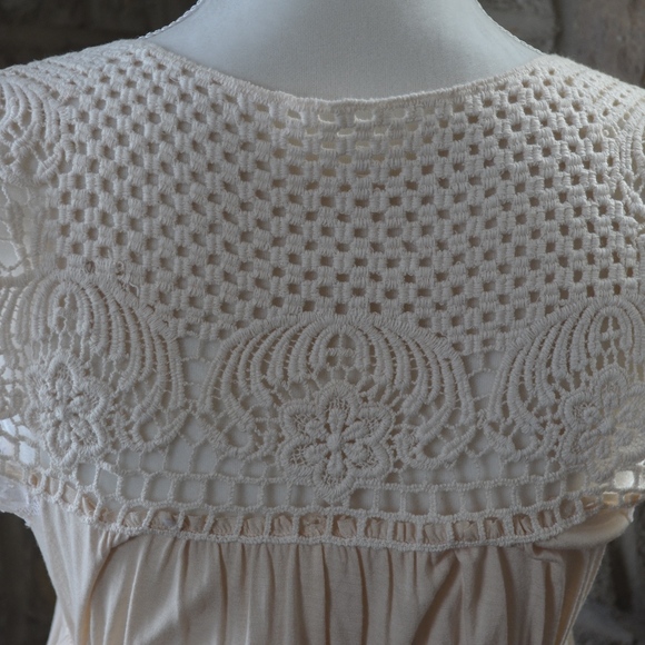 Crochet Cream Sundress - Picture 4 of 4
